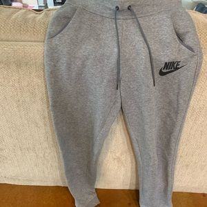 Nike Joggers